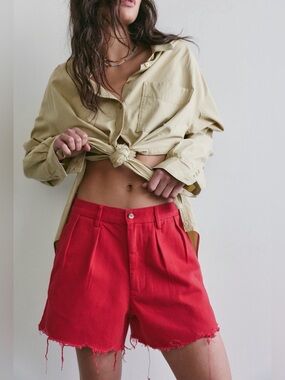 Denimist Blair Double-Pleated Raw Hem Denim Shorts - Nantucket Red -New With Tag